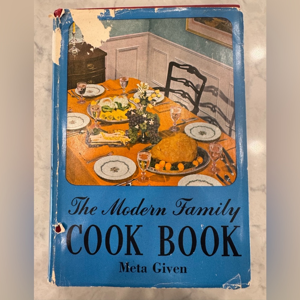 Vintage 1943 Modern Family Cook Book Meta Given WWII Era w/Dust Jacket
